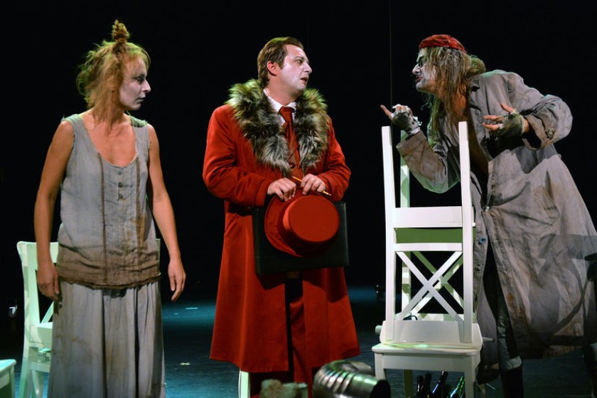 না-শরীরী কাহন - নিকোলাই গোগোলের ‘ডেড সোলস' এর নাট্যরূপ - ৮